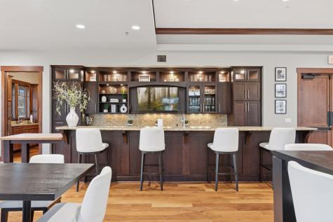 8652 Lake Riley Drive Chanhassen MN 55317