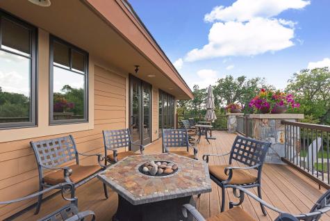 8652 Lake Riley Drive Chanhassen MN 55317