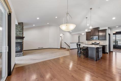 8652 Lake Riley Drive Chanhassen MN 55317