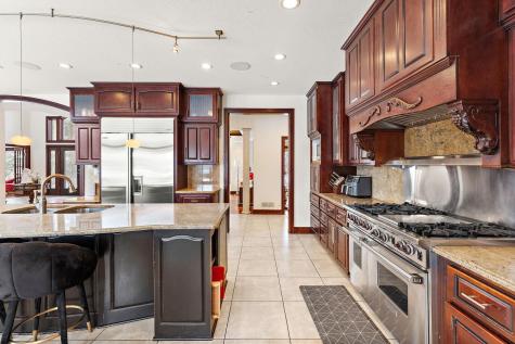 2368 Barton Avenue NW Buffalo MN 55313