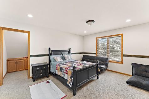 2368 Barton Avenue NW Buffalo MN 55313