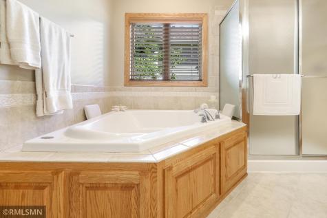 13233 Downey Trail Apple Valley MN 55124