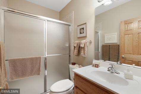 13233 Downey Trail Apple Valley MN 55124