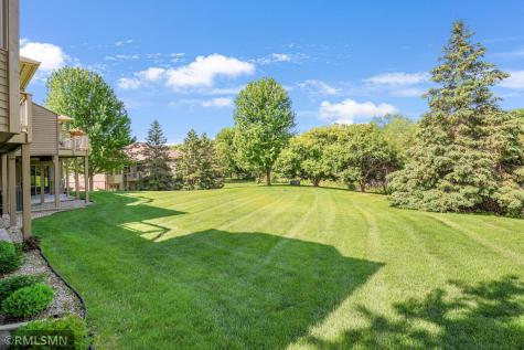 13233 Downey Trail Apple Valley MN 55124