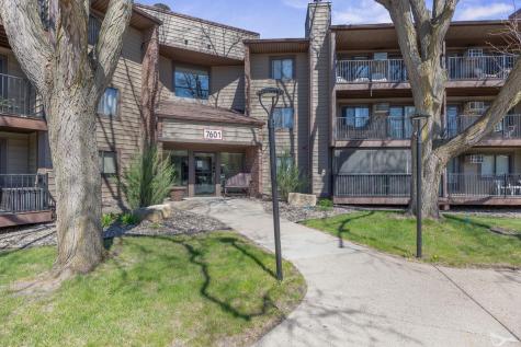 7601 W 101st Street Bloomington MN 55438