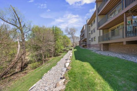 7601 W 101st Street Bloomington MN 55438