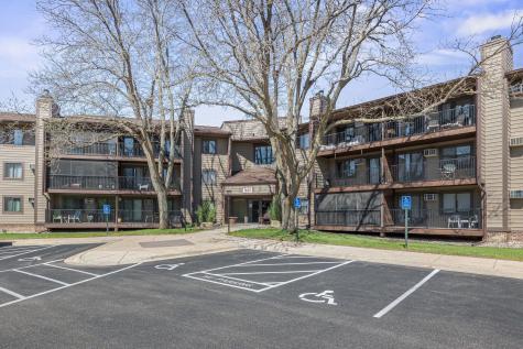 7601 W 101st Street Bloomington MN 55438