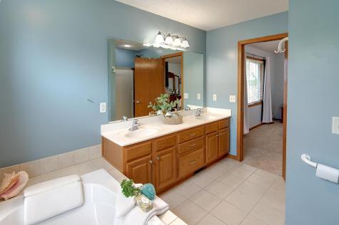 1419 12th Street SE New Prague MN 56071
