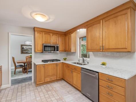 2885 Zanzibar Lane N Plymouth MN 55447
