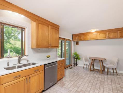 2885 Zanzibar Lane N Plymouth MN 55447
