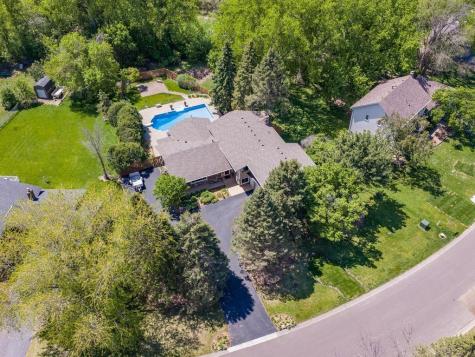 2885 Zanzibar Lane N Plymouth MN 55447