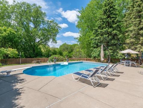 2885 Zanzibar Lane N Plymouth MN 55447
