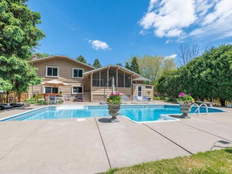 2885 Zanzibar Lane N Plymouth MN 55447