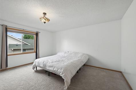 10035 Fallgold Parkway N Brooklyn Park MN 55443