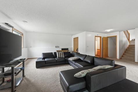 10035 Fallgold Parkway N Brooklyn Park MN 55443