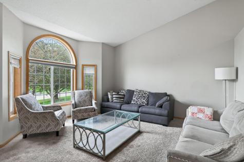 10035 Fallgold Parkway N Brooklyn Park MN 55443