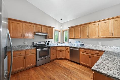 10035 Fallgold Parkway N Brooklyn Park MN 55443