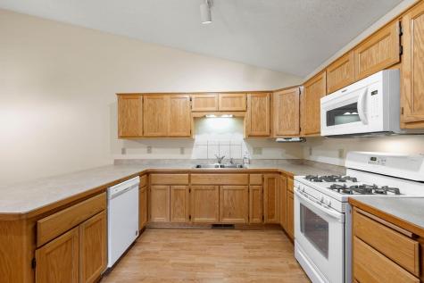 22200 Zion Parkway Cedar MN 55011