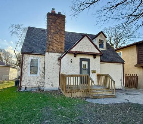 211 Kendall Avenue N Thief River Falls MN 56701
