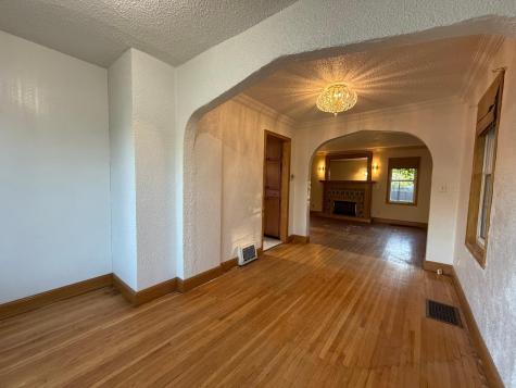 211 Kendall Avenue N Thief River Falls MN 56701
