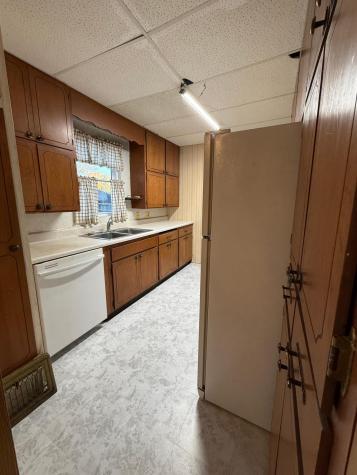 211 Kendall Avenue N Thief River Falls MN 56701