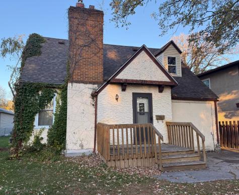 211 Kendall Avenue N Thief River Falls MN 56701