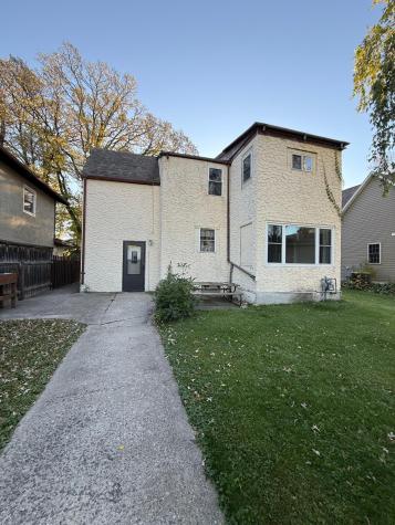 211 Kendall Avenue N Thief River Falls MN 56701