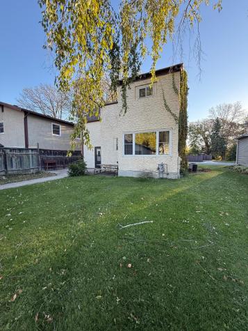 211 Kendall Avenue N Thief River Falls MN 56701