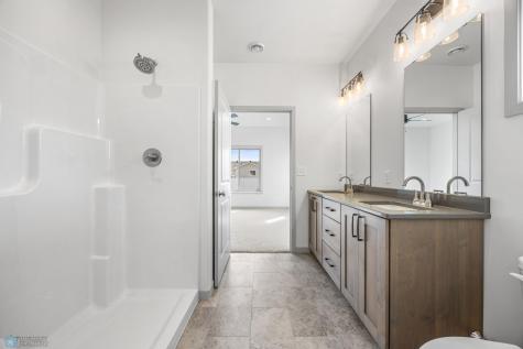 10218 73rd Street S Horace ND 58047