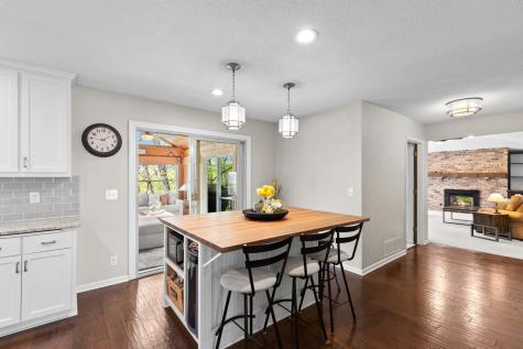 9108 Decatur Avenue S Bloomington MN 55438