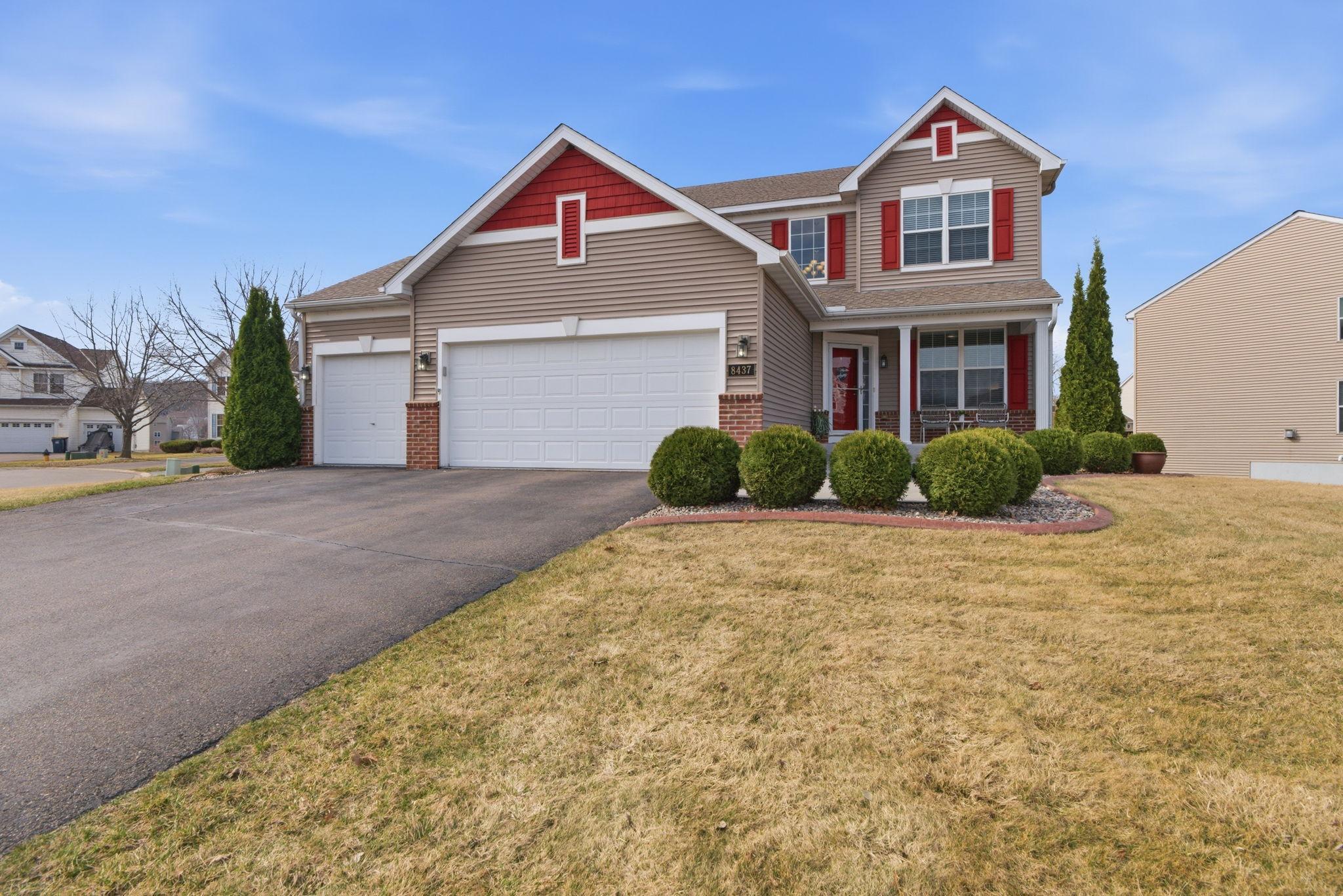 8437 Blazing Star Circle Shakopee MN 55379