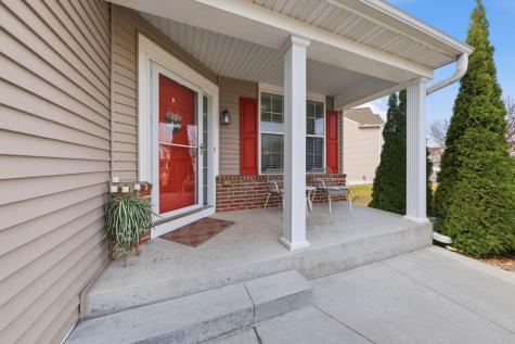 8437 Blazing Star Circle Shakopee MN 55379