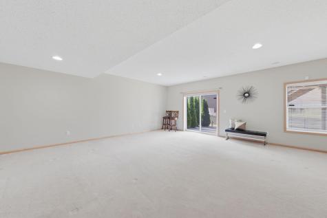 8437 Blazing Star Circle Shakopee MN 55379