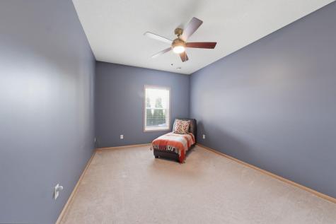 8437 Blazing Star Circle Shakopee MN 55379