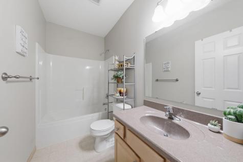 8437 Blazing Star Circle Shakopee MN 55379