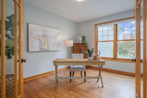 9086 Wildwood Circle Shakopee MN 55379