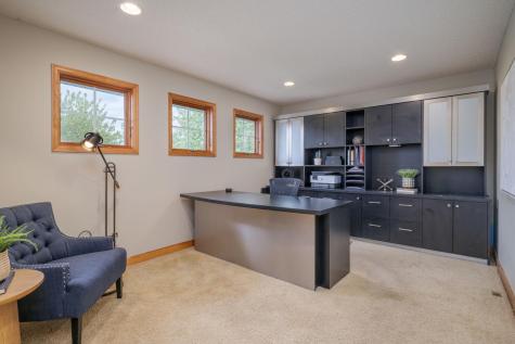 9086 Wildwood Circle Shakopee MN 55379