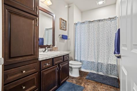 2860 Calico Drive S Fargo ND 58104