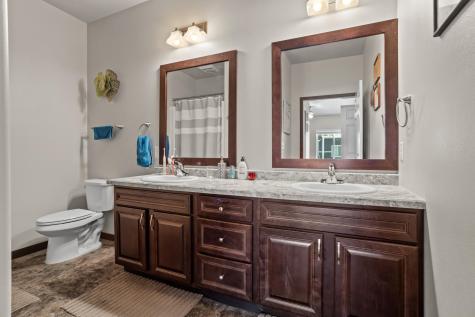2860 Calico Drive S Fargo ND 58104
