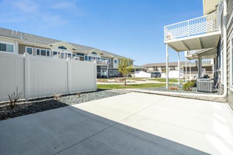 2860 Calico Drive S Fargo ND 58104