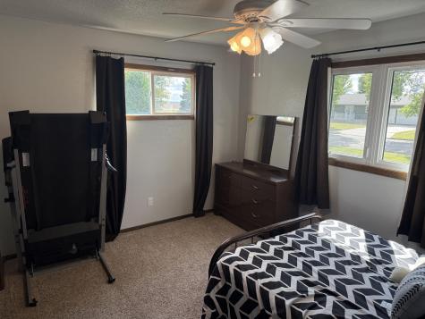 704 3rd Avenue NE Hillsboro ND 58045