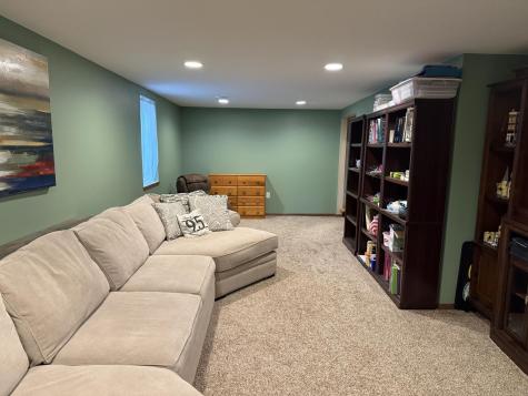 704 3rd Avenue NE Hillsboro ND 58045