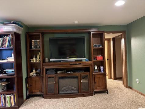 704 3rd Avenue NE Hillsboro ND 58045