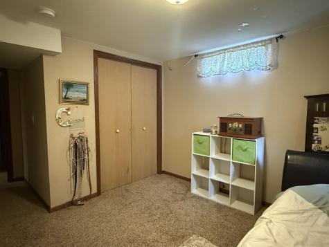 704 3rd Avenue NE Hillsboro ND 58045