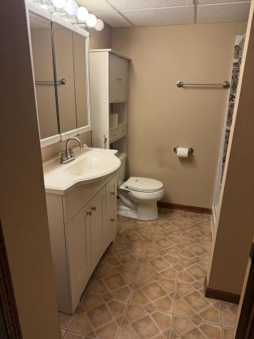 704 3rd Avenue NE Hillsboro ND 58045