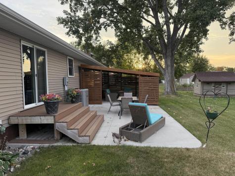 704 3rd Avenue NE Hillsboro ND 58045