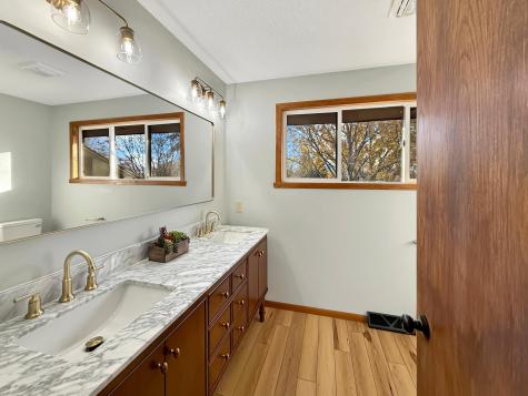 2939 Maple Street N Fargo ND 58102