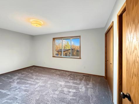 2939 Maple Street N Fargo ND 58102