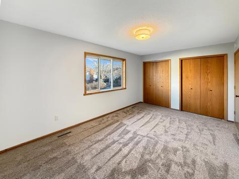 2939 Maple Street N Fargo ND 58102