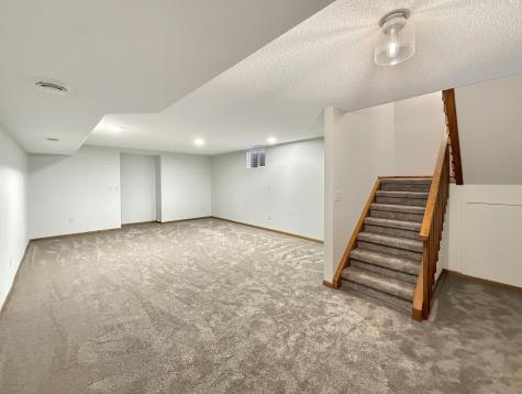 2939 Maple Street N Fargo ND 58102